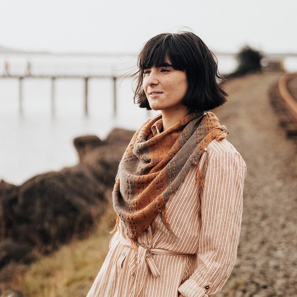Set_Adrift_Shawl_1.jpg